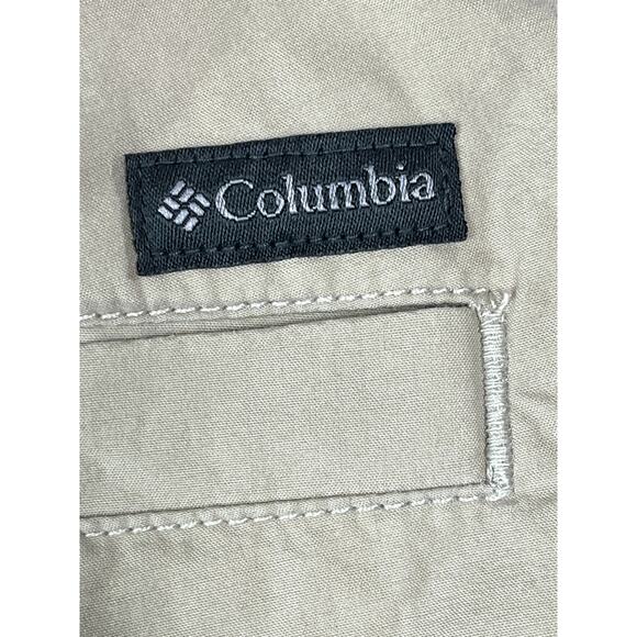 Columbia Sportswear women's khaki shorts, size 30w 8L - Picture 5 of 9